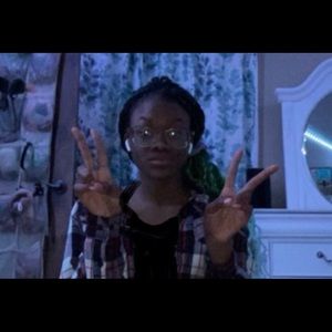 Meet your Posher, Isabella